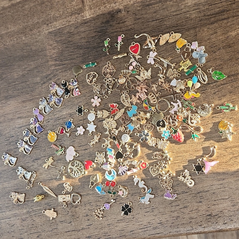 Assorted Gold Plated Charms 140